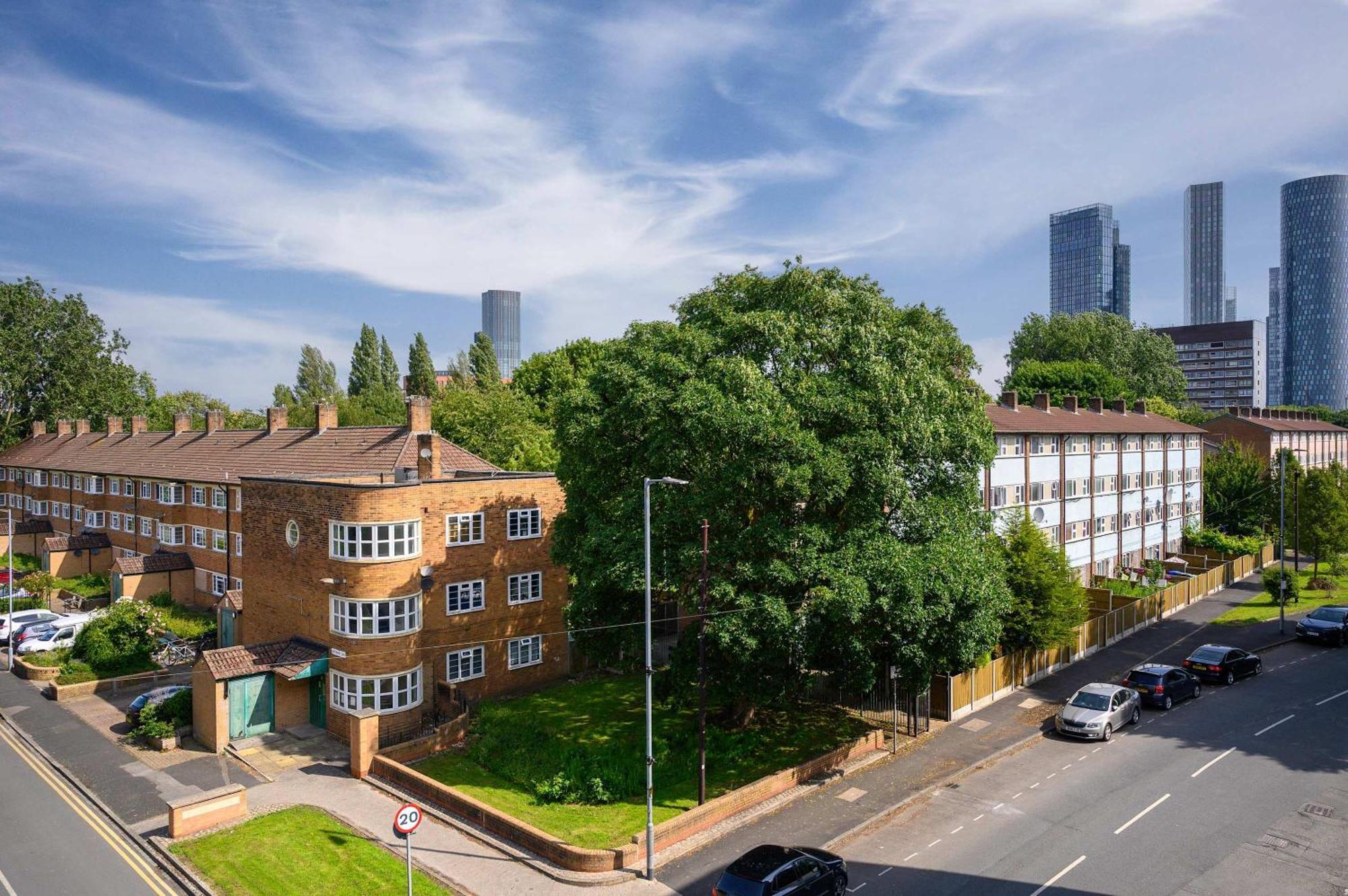 2 Bed Free Parking Mcr By Superhost * Manchester