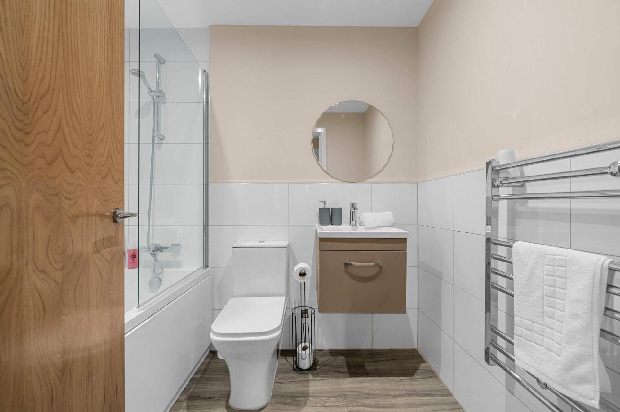 2 Bed Free Parking Mcr By Superhost * Manchester